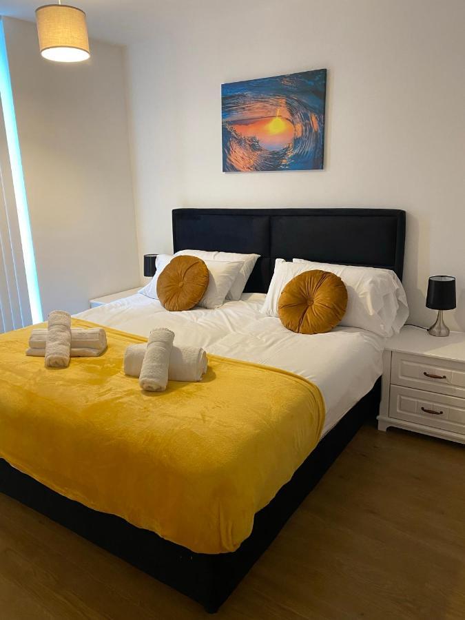 Berks Luxury Serviced Apartments , Free Parking, Free Gym And Free Wifi Bracknell Room photo