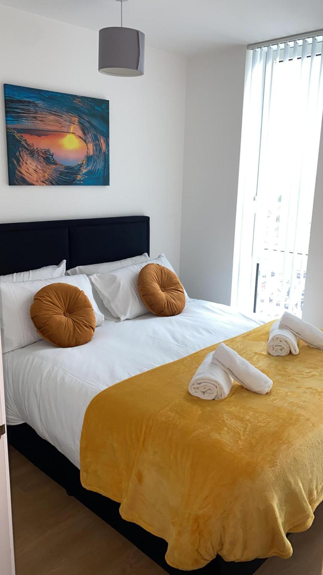 Berks Luxury Serviced Apartments , Free Parking, Free Gym And Free Wifi Bracknell Room photo